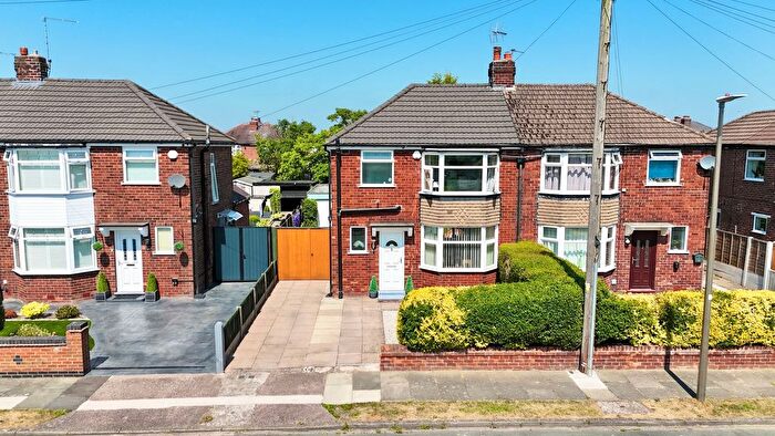3 Bedroom Semi-Detached House For Sale In Thirlmere Road, Wistaston, CW2