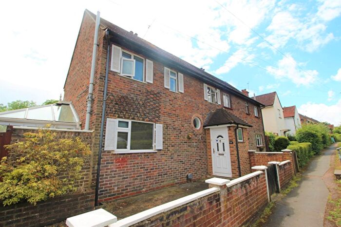 4 Bedroom Semi Detached House To Rent In Southway, Guildford, GU2
