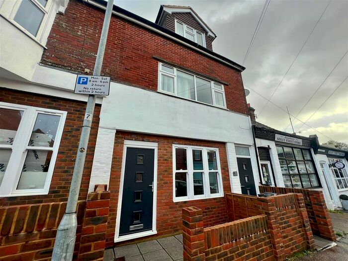 2 Bedroom Flat To Rent In Sidley Street, Bexhill-On-Sea, TN39