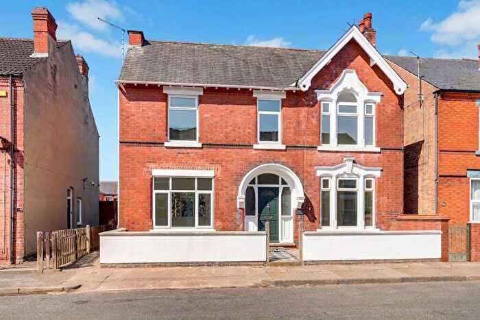 4 Bedroom Detached House For Sale In William Street, Long Eaton, NG10
