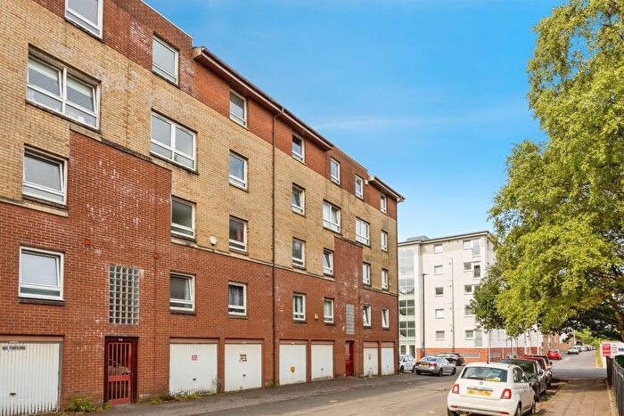 2 Bedroom Flat For Sale In Curle Street, Glasgow, G14