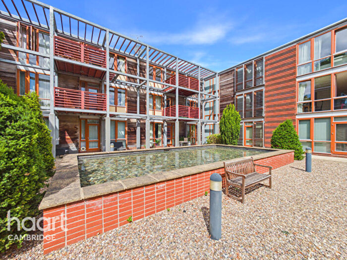2 Bedroom Apartment For Sale In Meadowcroft, Cambridge, CB4