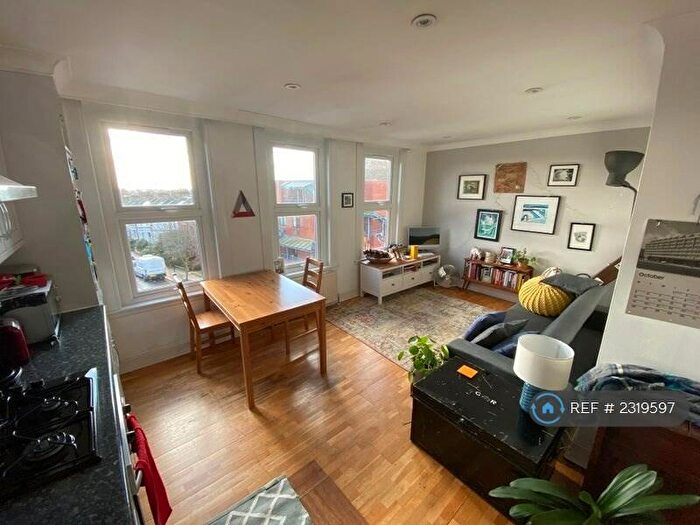 1 Bedroom Flat To Rent In Mill Lane, London, NW6