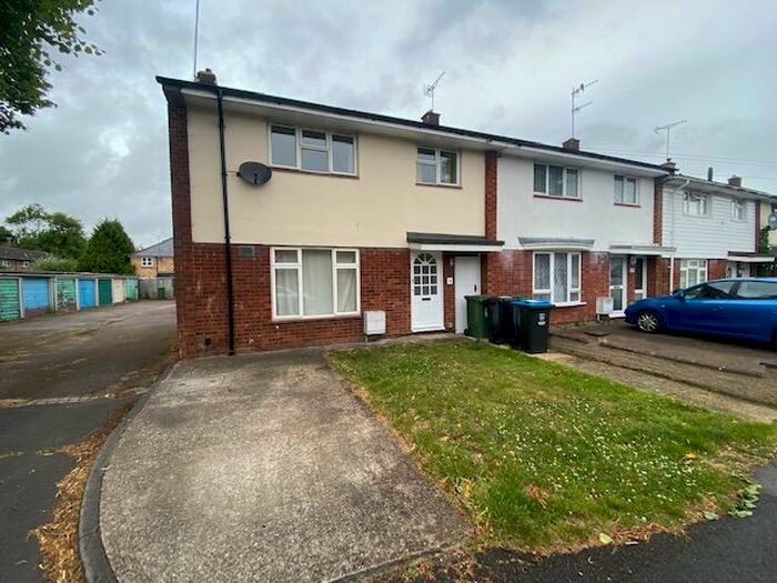 3 Bedroom House To Rent In Mendip Way, Hemel Hempstead, HP2