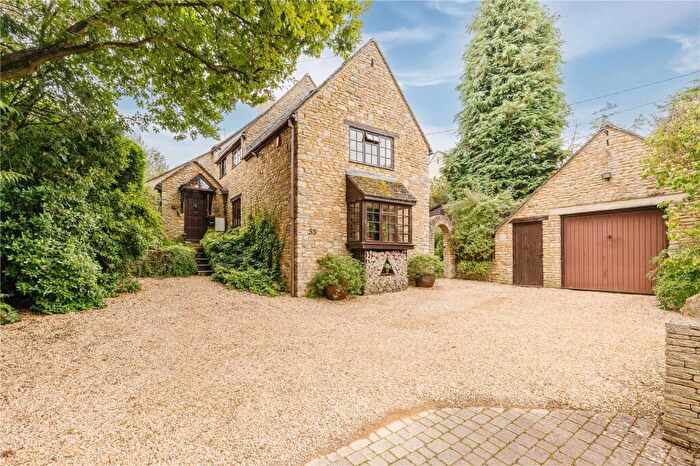 4 Bedroom Detached House For Sale In High Street, Finstock, Chipping Norton, Oxfordshire, OX7