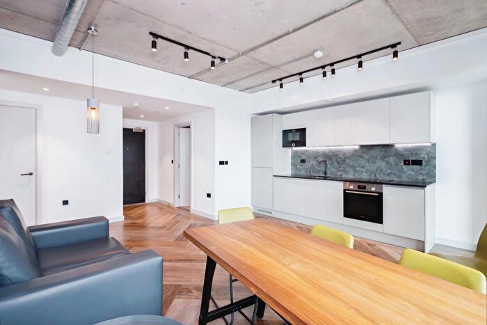 2 Bedroom Flat To Rent In Ancoats Garden, Bendix Way, M4