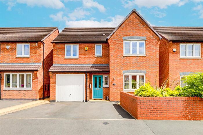 4 Bedroom Detached House For Sale In Chalfont Drive, Nottingham, NG8
