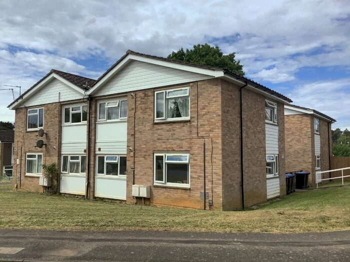 1 Bedroom Flat To Rent In Churchill Avenue, Boothville, Northampton, NN3