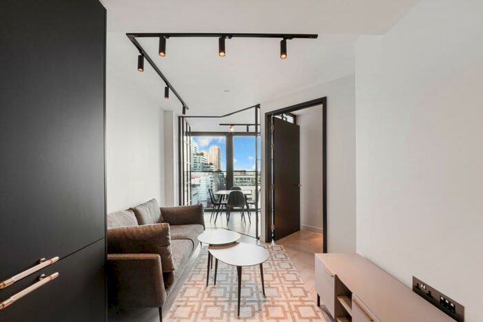 1 Bedroom Apartment To Rent In One Crown Place, The City, London, EC2A