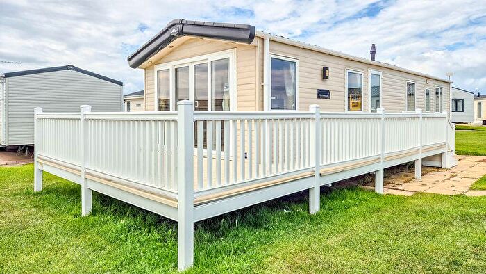 3 Bedroom Park Home For Sale In Amble Links Holiday Park, NE65