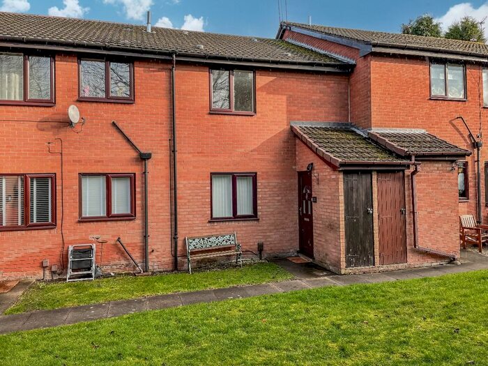 1 Bedroom Flat To Rent In Flat, Tansey Court, Birds Meadow, Brierley Hill, DY5