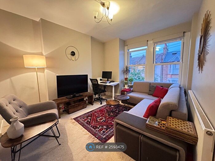 2 Bedroom Maisonette To Rent In Leahurst Road, London, SE13