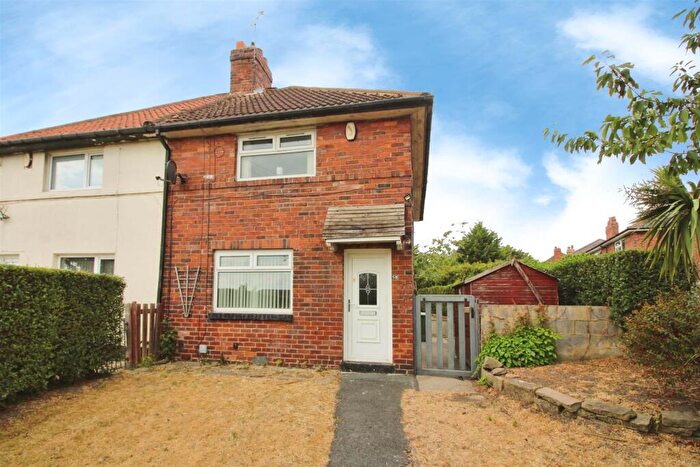 2 Bedroom Semi Detached House For Sale In Rookwood Crescent, Leeds, LS9