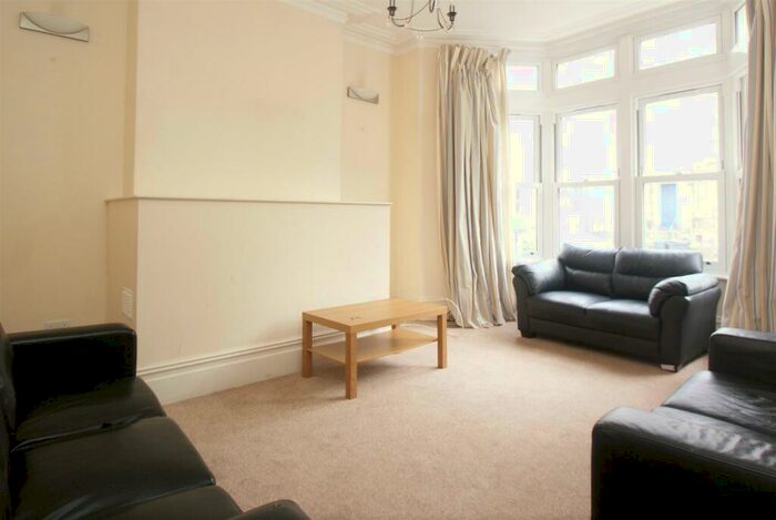 6 Bedroom Terraced House To Rent In , Aberdeen Road, Redland, Bristol, BS6