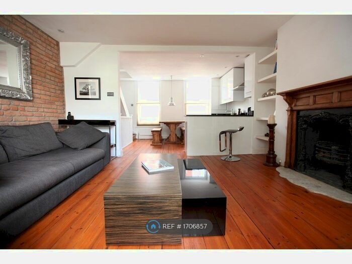 2 Bedroom Flat To Rent In Liverpool Road, London, N1