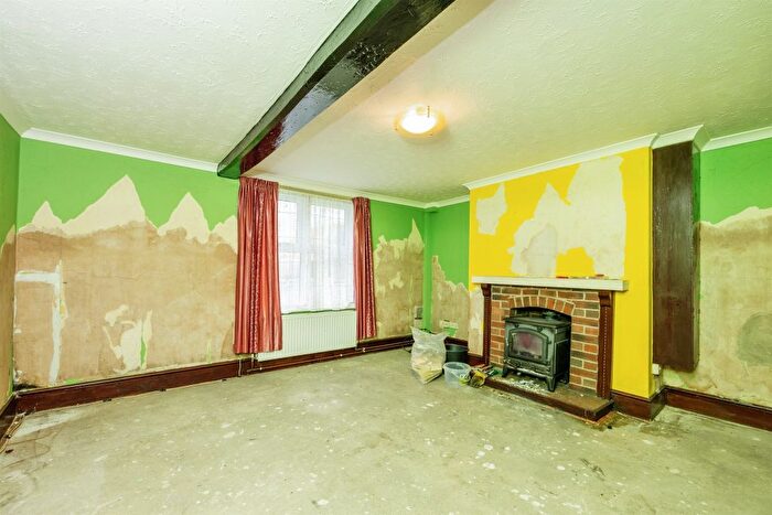 3 Bedroom Terraced House For Sale In Main Road, Langworth, Lincoln, LN3