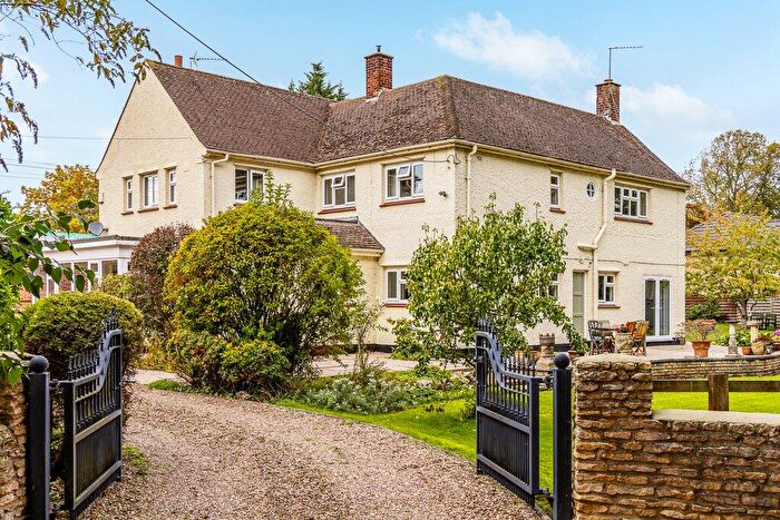 4 Bedroom Detached House For Sale In Tree Tops, Rookery Lane, Leasingham, Sleaford, NG34