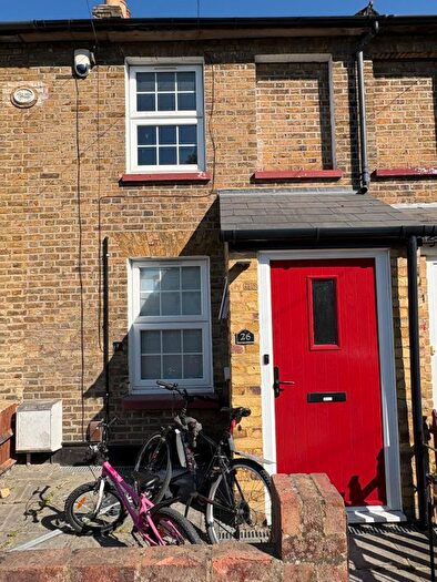 3 Bedroom Terraced House To Rent In Uxbridge, UB10
