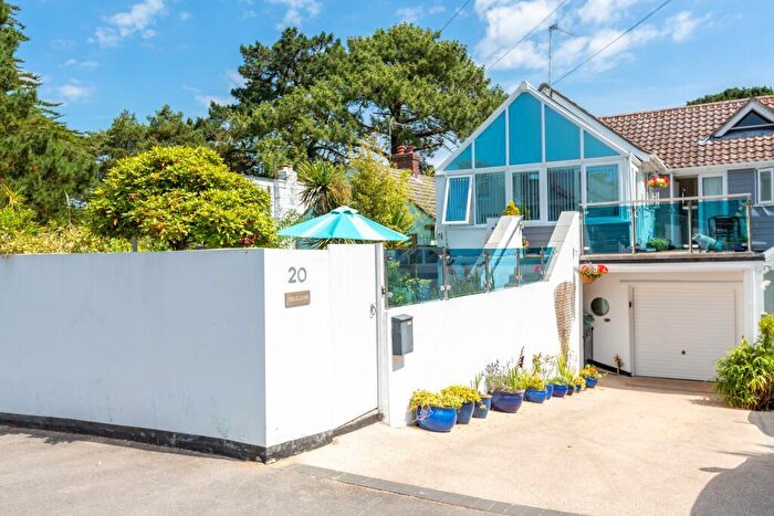 3 Bedroom Flat For Sale In Brownsea Road, Sandbanks, BH13