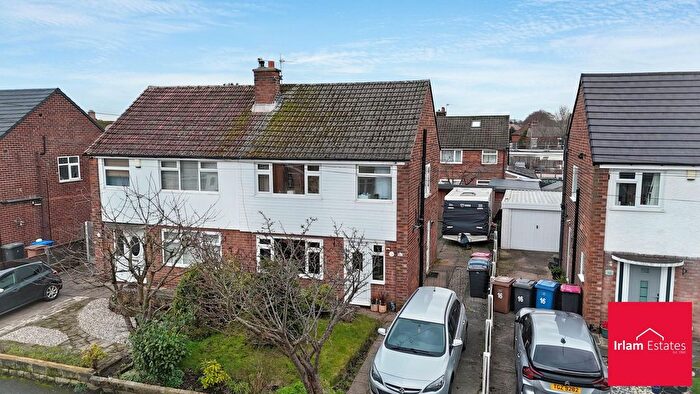 3 Bedroom Semi Detached House For Sale In Exeter Drive, Irlam, M44