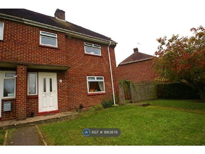 3 Bedroom Semi-Detached House To Rent In St. Anns Close, Andover, SP10