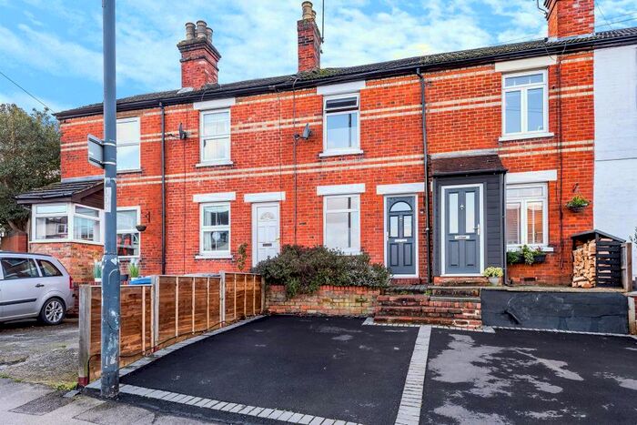 2 Bedroom House To Rent In Norden Road, Maidenhead, SL6