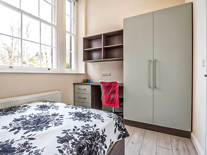 1 Bedroom Apartment To Rent In Apt, Portland Place #, LS6