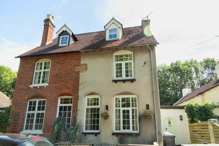 3 Bedroom Property To Rent In Enfield Road, Hunt End, Redditch, B97