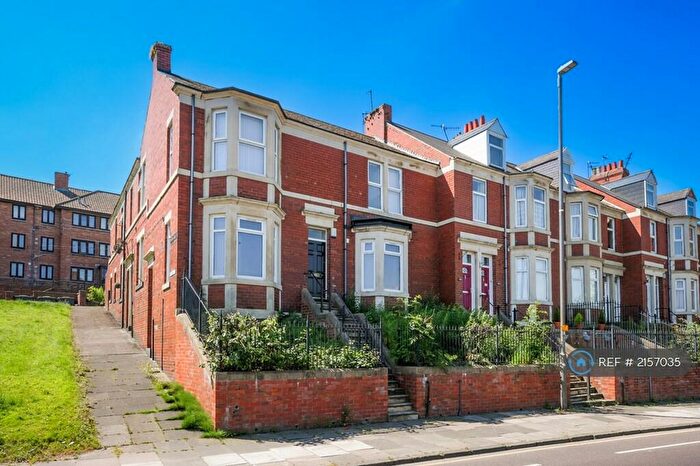 2 Bedroom Flat To Rent In Sunderland Road, Gateshead, NE8