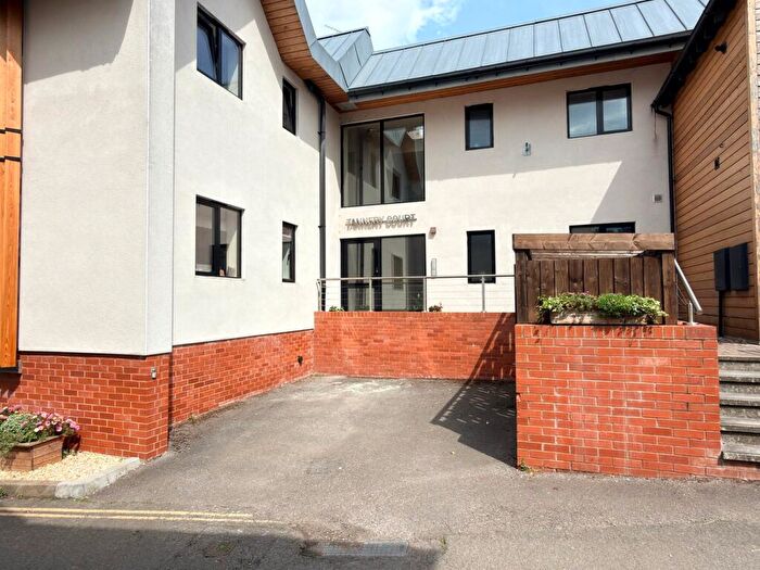 1 Bedroom Apartment For Sale In St Marys Lane, Tewkesbury, Tewkesbury, GL20