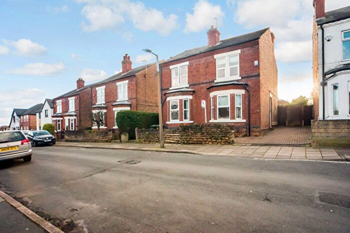 3 Bedroom Semi-Detached House To Rent In Hope Street, Nottingham, NG9