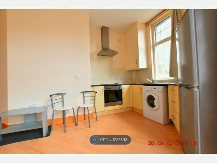 1 Bedroom Flat To Rent In Summerset House, Luton LU2