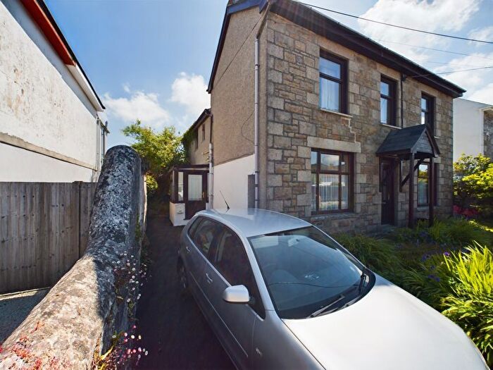 1 Bedroom Flat To Rent In Lower Broad Lane, Illogan, Redruth, TR15