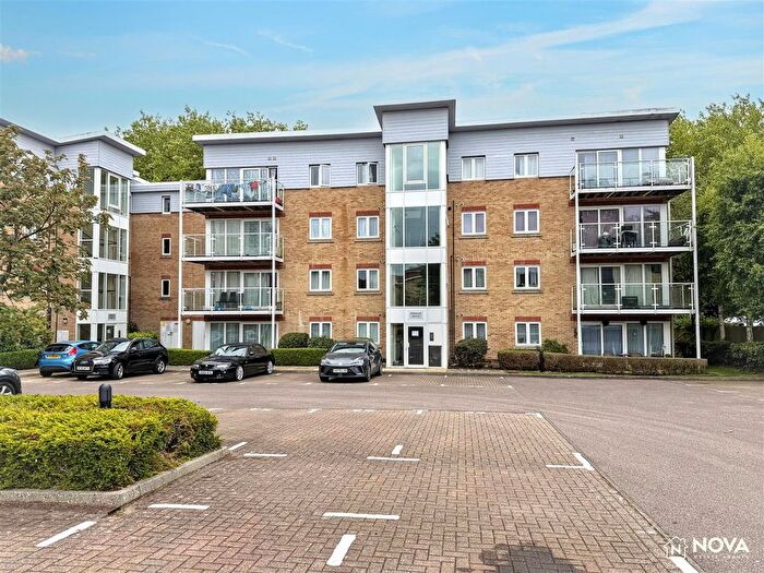 2 Bedroom Flat To Rent In Primrose Close, Luton, LU3