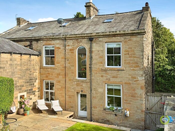 3 Bedroom End Terrace House For Sale In Grove Lane, Padiham, BB12