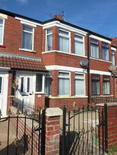 3 Bedroom Terraced House To Rent In Balmoral Avenue, Hull, HU6