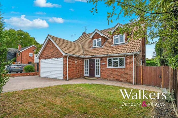 4 Bedroom Detached House For Sale In Mynards Way, Danbury, CM3