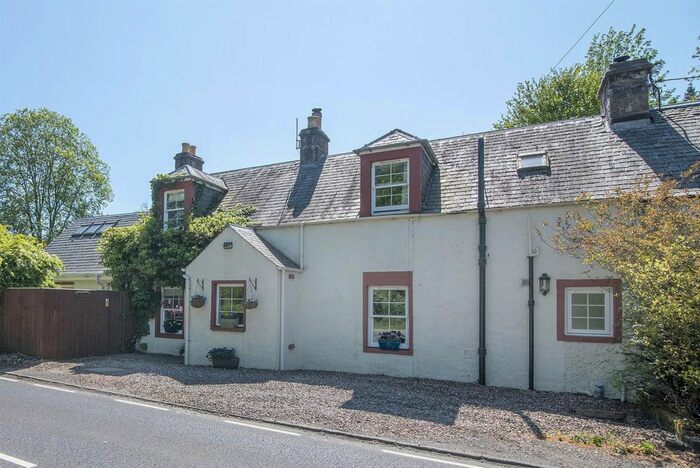 3 Bedroom End Of Terrace House For Sale In Glendevon, Dollar, FK14