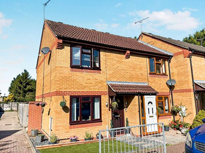 2 Bedroom End Of Terrace House For Sale In St. Benedicts Road, Brandon, IP27
