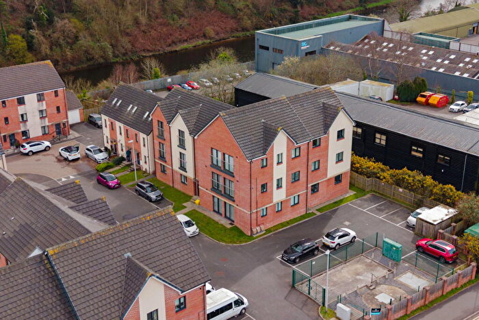 2 Bedroom Apartment For Sale In Golwg Y Garreg Wen, Swansea, SA1
