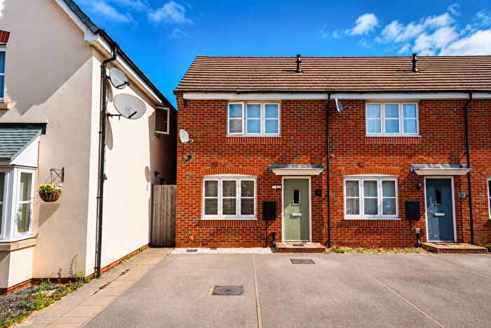 2 Bedroom Terraced House To Rent In Mallard Close, Leicester, Leicestershire, LE2