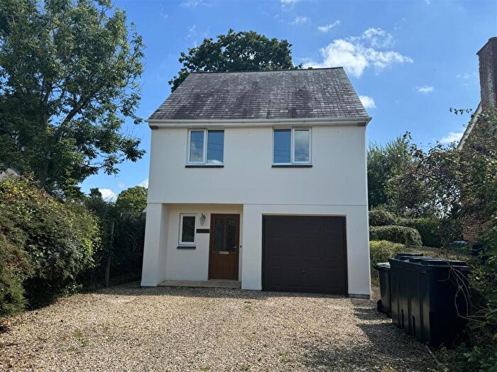 3 Bedroom Detached House For Sale In Chulmleigh, EX18