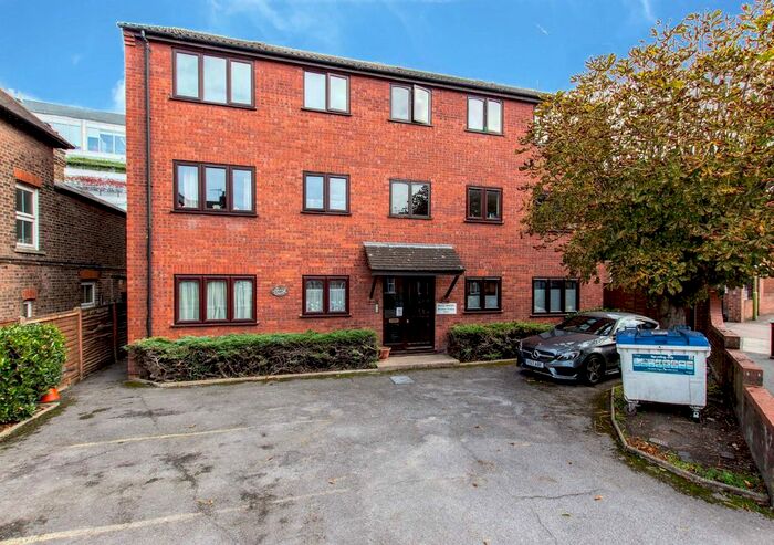 1 Bedroom Flat To Rent In Penny Court, Westland Road, Watford, Hertfordshire, WD17