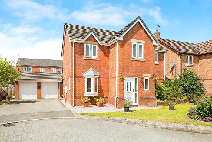 4 Bedroom Detached House For Sale In Walnut Close, Penyffordd, Chester, Flintshire, CH4