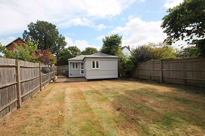 1 Bedroom Detached Bungalow To Rent In The Street, West Horsley, Leatherhead, KT24