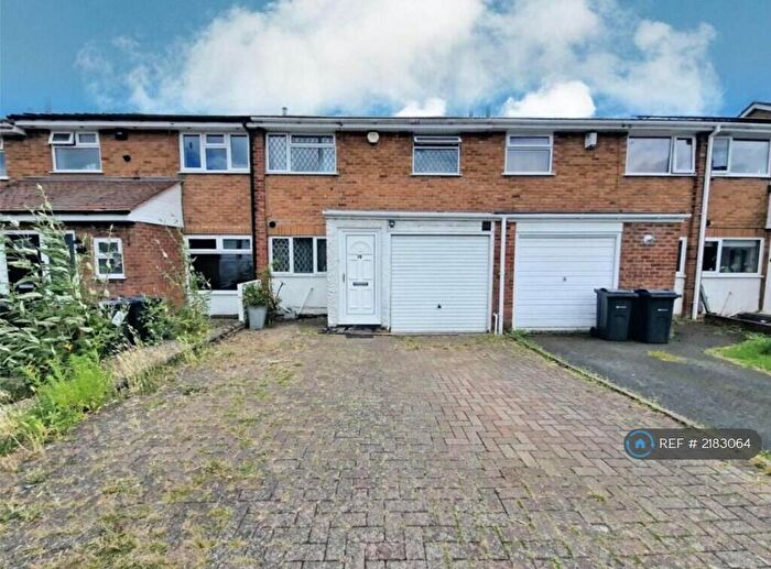 3 Bedroom Terraced House To Rent In Clandon Close, Birmingham, B14