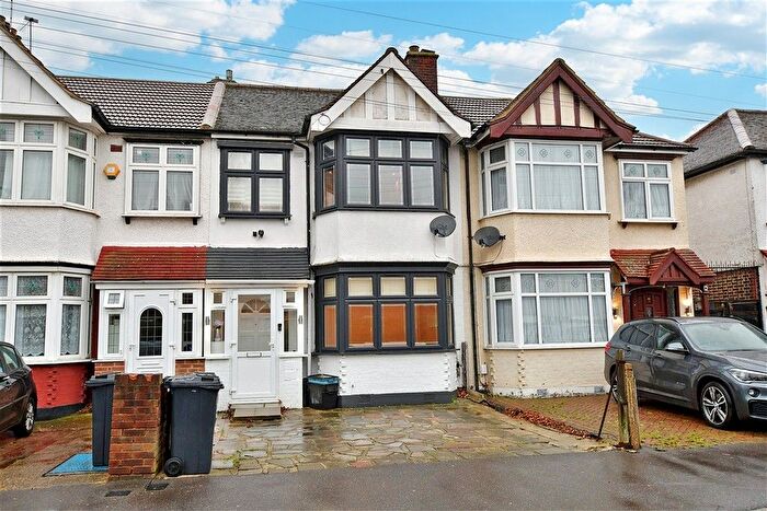 3 Bedroom Terraced House For Sale In Christie Gardens, Romford, Essex, RM6