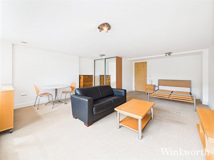 Studio To Rent In Mercury House, Heathcroft, Ealing, W5