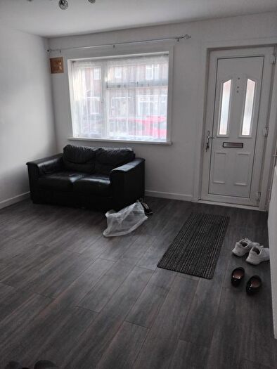 3 Bedroom Terraced House To Rent In Hastings Road, Coventry, CV2