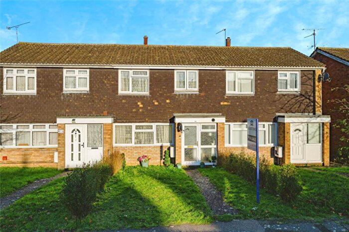3 Bedroom Terraced House For Sale In Julius Gardens, Luton, Bedfordshire, LU3